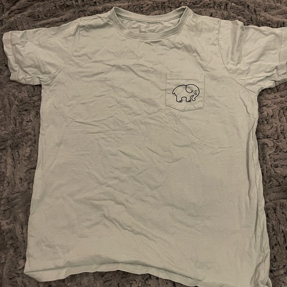 ivory ella Tops - Ivory Ella elephant t-shirt. Size Medium.